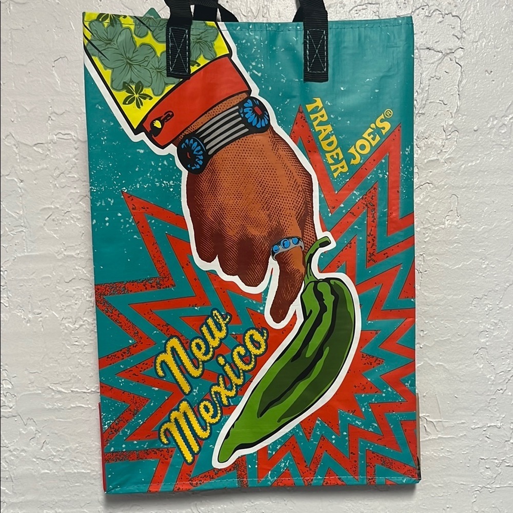 Trader Joe’s New Mexico Land of Enchantment Chile Reusable Plastic Tote Bag